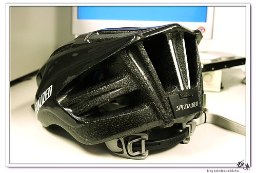無緣的安全帽 Specialized Air Force 3
